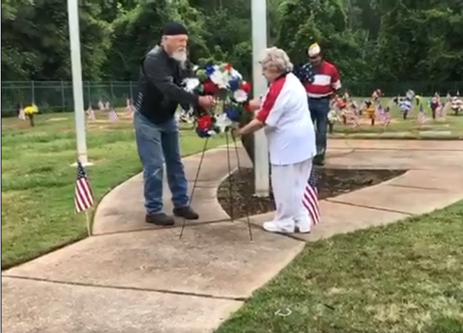 Laying the wreath